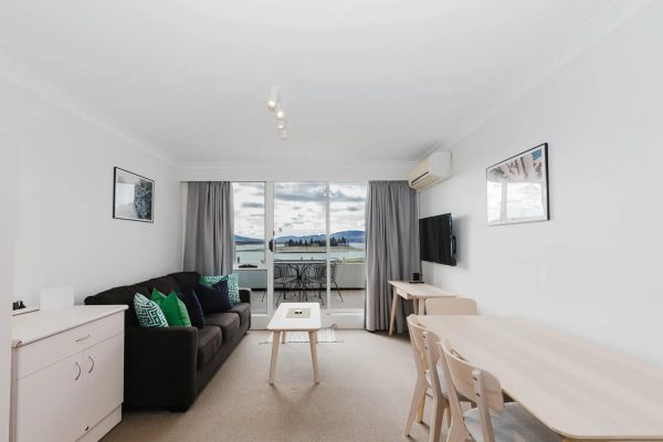 Studio Apartment – Horizons 321