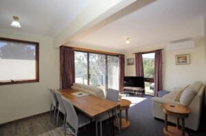 2 Bedroom Apartment – Lakeview 2