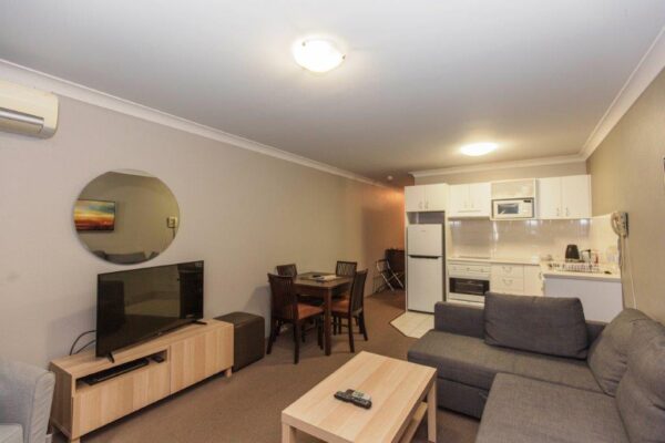 Studio Apartment – Horizons 315