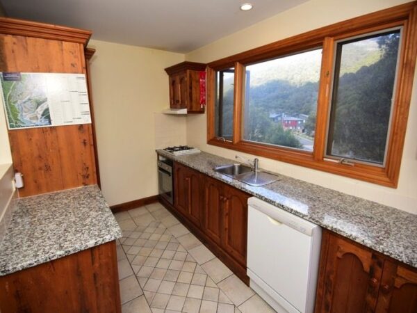2 Bedroom & Loft Apartment – Mountain Vista 3