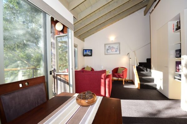 Riverside Cabins Studio & Loft Cabin