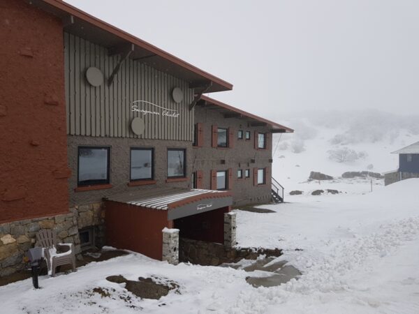 Swagman Chalet