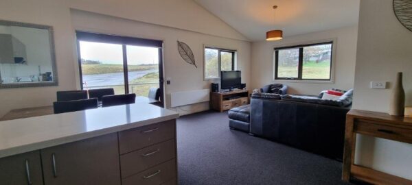 2 Bedroom Apartment – Heidi’s Hideaway