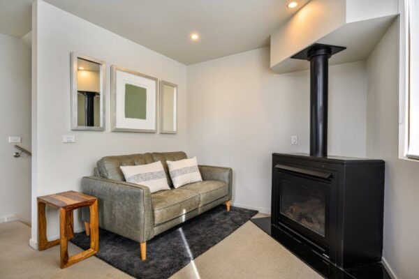 2 Bedroom & Loft Apartment – Snow Stream 5