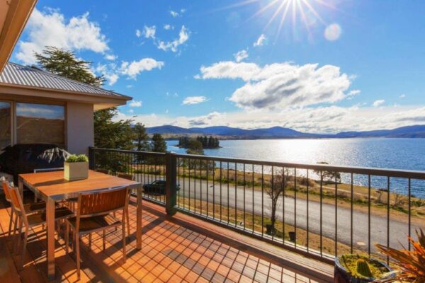 6 Bedroom House – The View