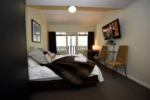 Studio Apartment – Karas 3