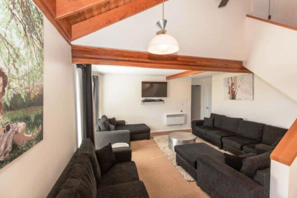 6 Bedroom Apartment – Kestrels Rest 1