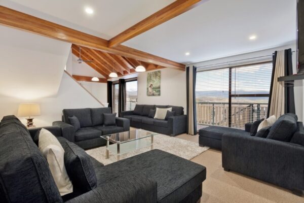 6 Bedroom Apartment – Kestrels Rest 1