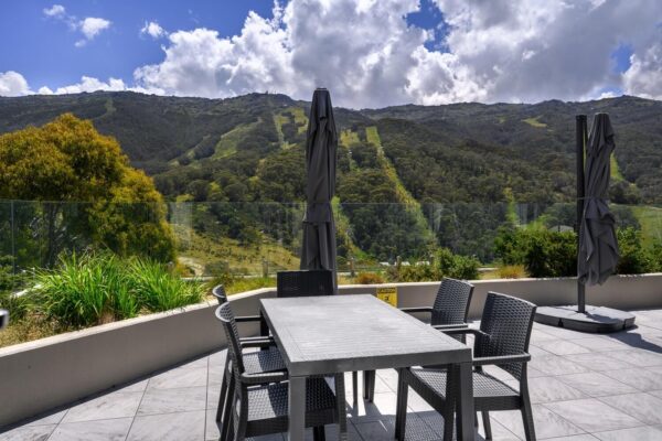 Thredbo Apartments SPRING DEAL  3rd Night FREE!