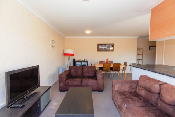 2 Bedroom Apartment – Central Park 18