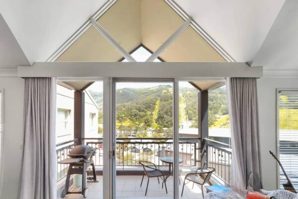 2 Bedroom Apartment – Snowman 8