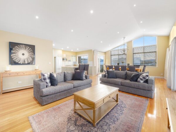 5 Bedroom Apartment – Alpine Retreat