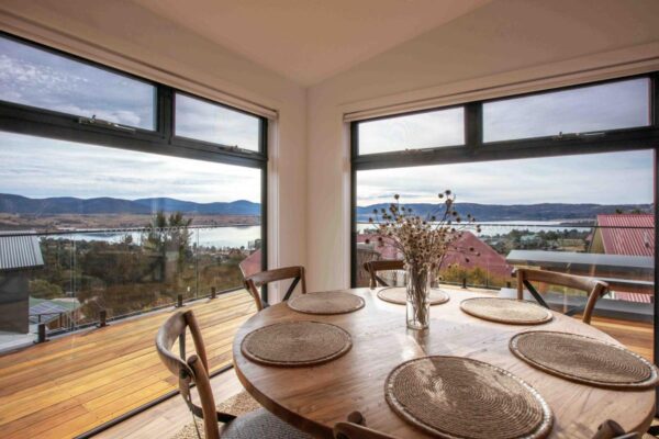 4 Bedroom Apartment – Stone and Crow