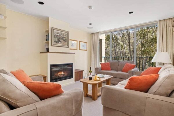 3 Bedroom Apartment – Warrina 8