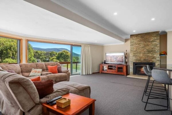 3 Bedroom Apartment – Molika Chalet, Lake Crackenback Resort